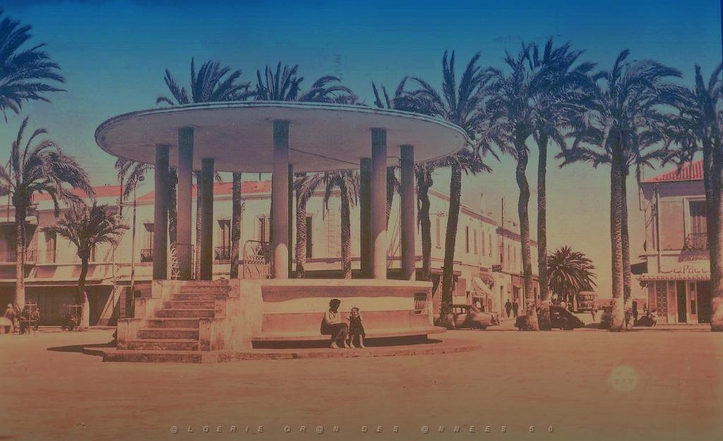 Arzew 506- Place d'Isly.jpg